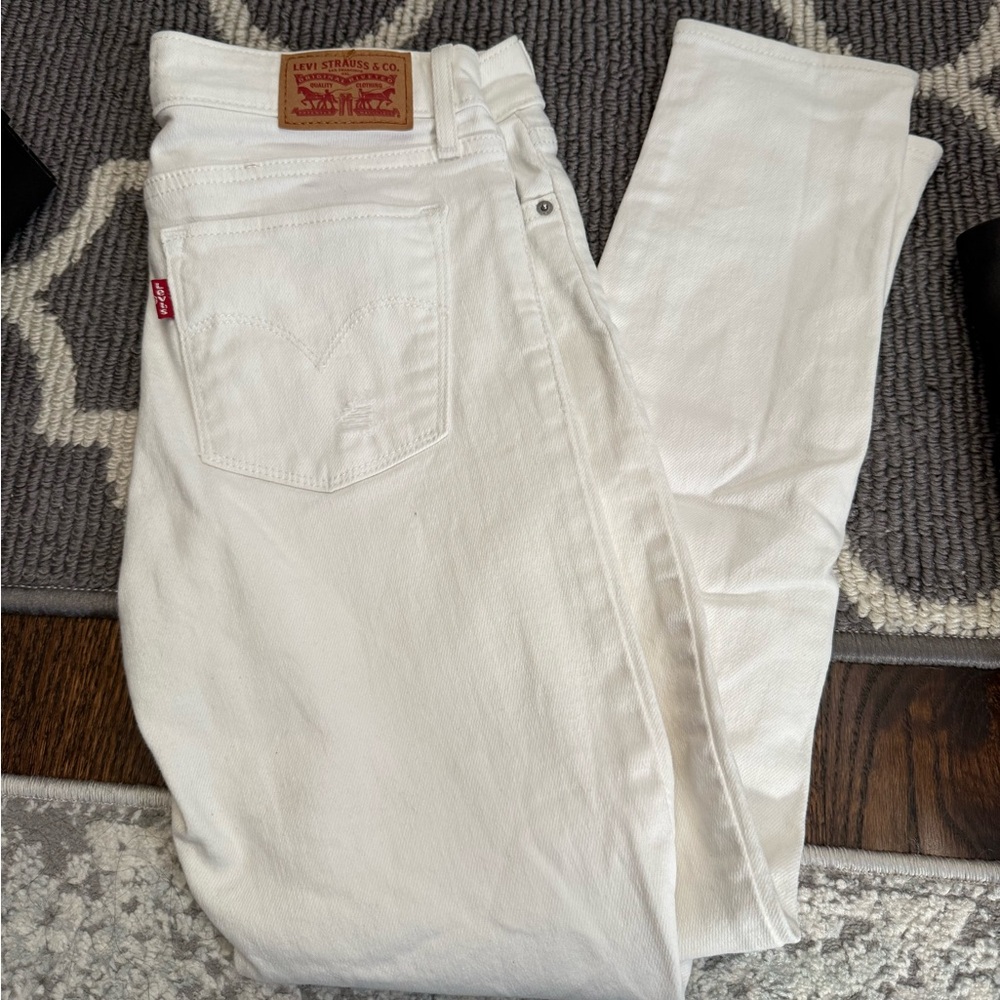 Levi’s 711 skinny